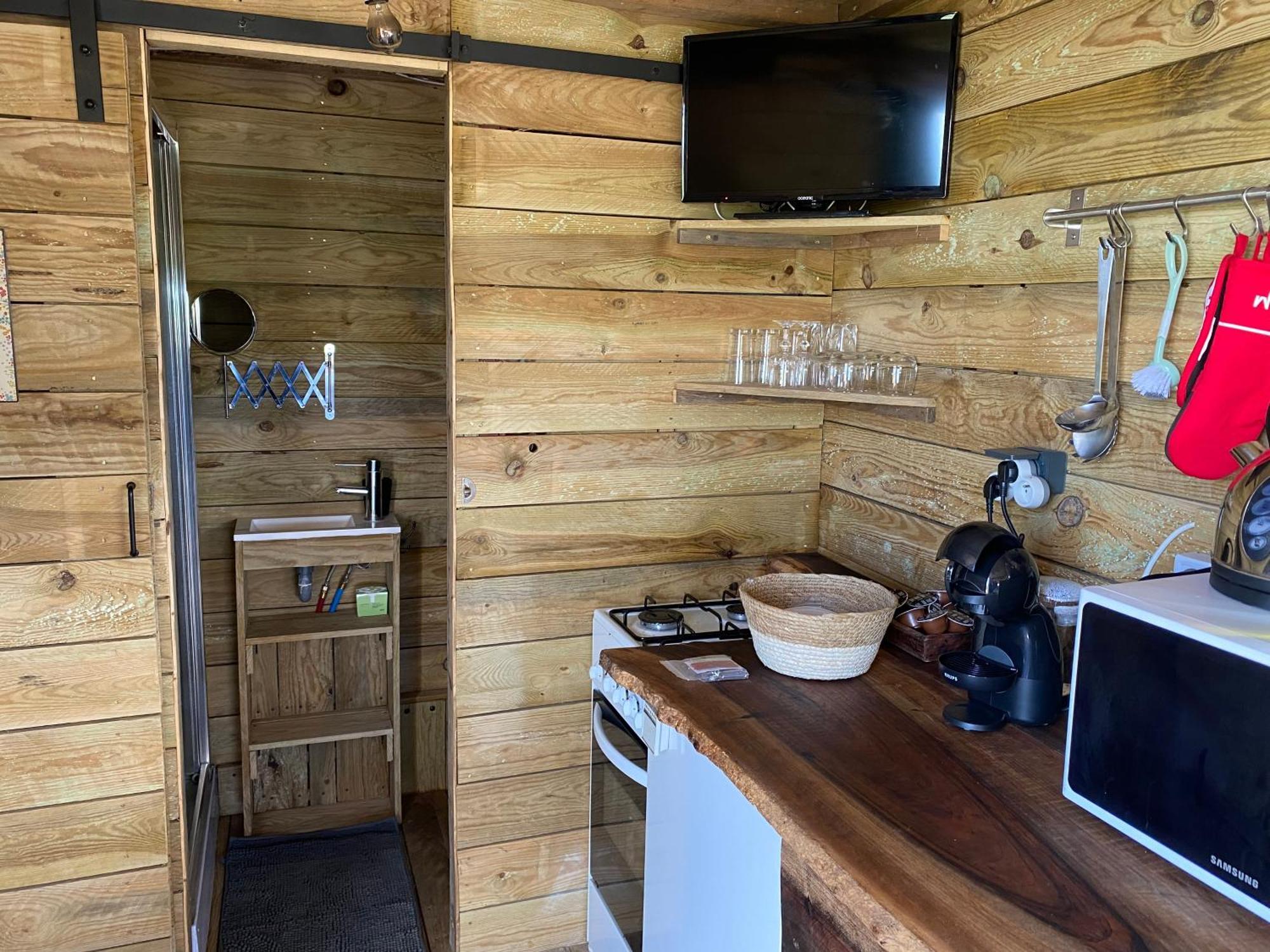 Digny Tiny House旅馆 外观 照片