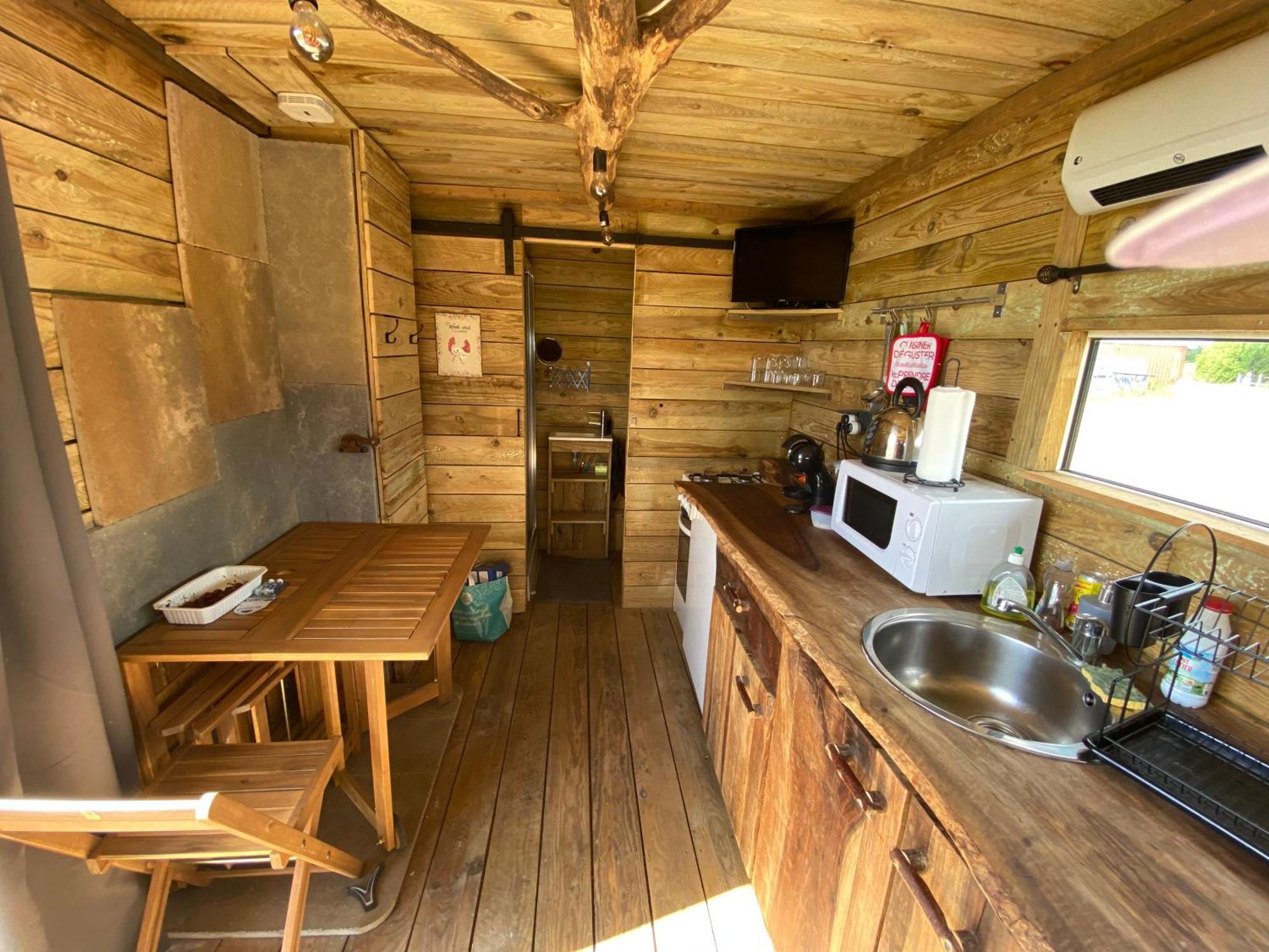 Digny Tiny House旅馆 外观 照片