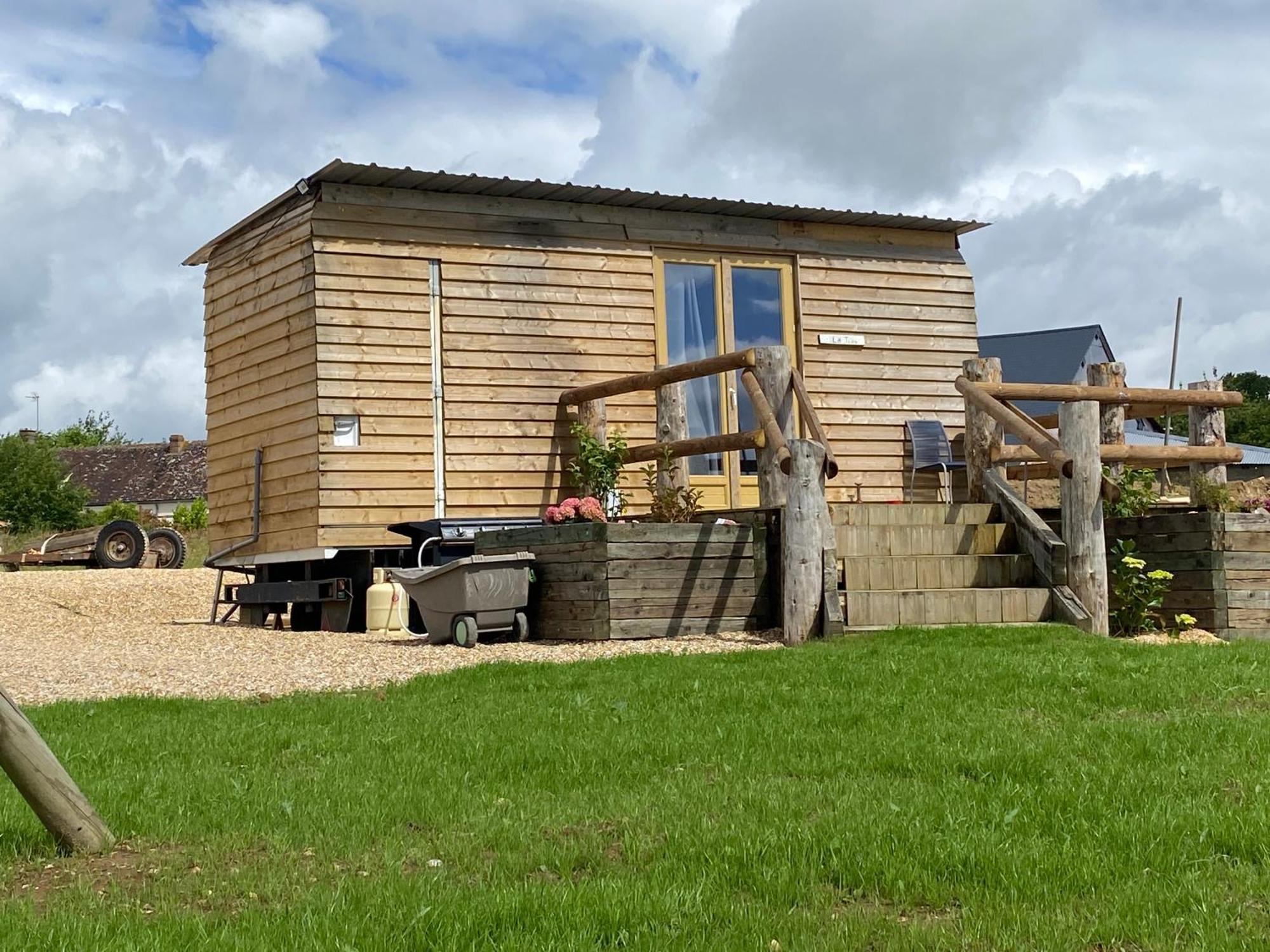 Digny Tiny House旅馆 外观 照片