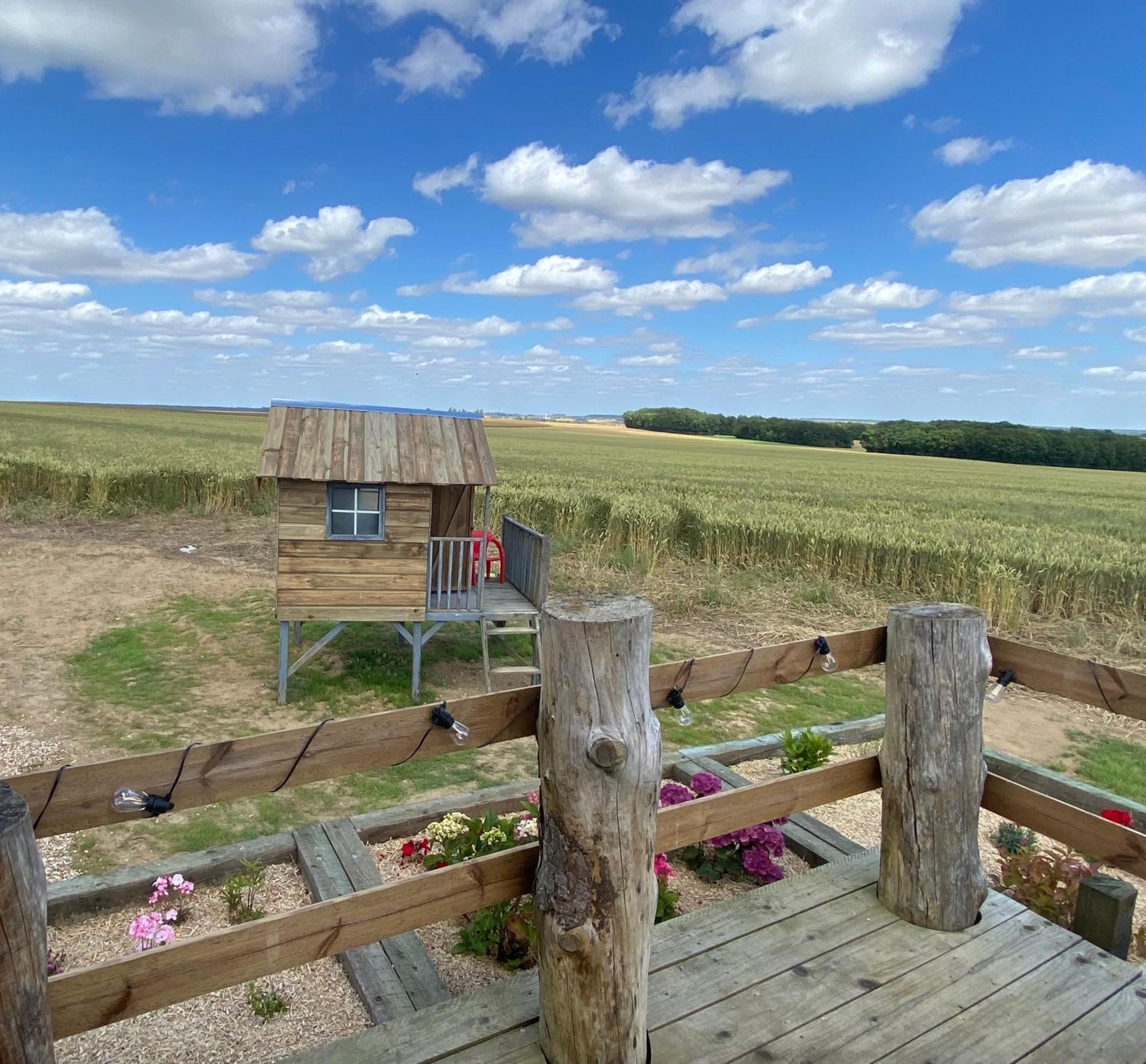 Digny Tiny House旅馆 外观 照片
